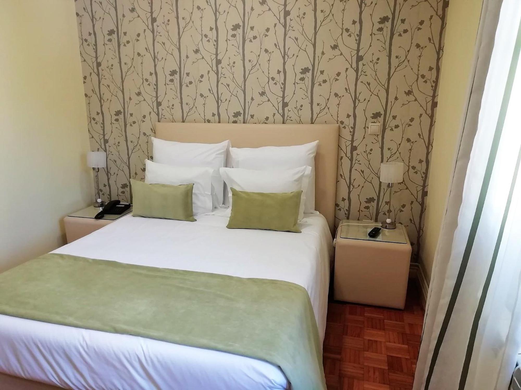 Adelaide Hotel Жереш Екстер'єр фото