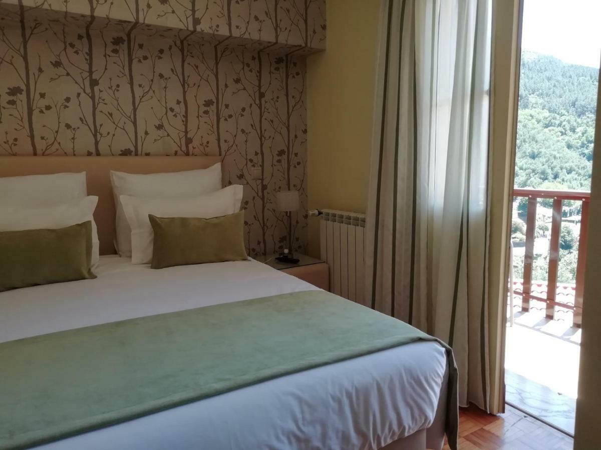Adelaide Hotel Жереш Екстер'єр фото