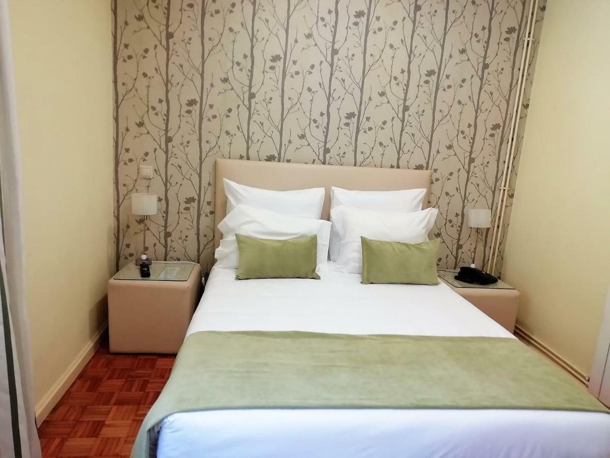 Adelaide Hotel Жереш Екстер'єр фото