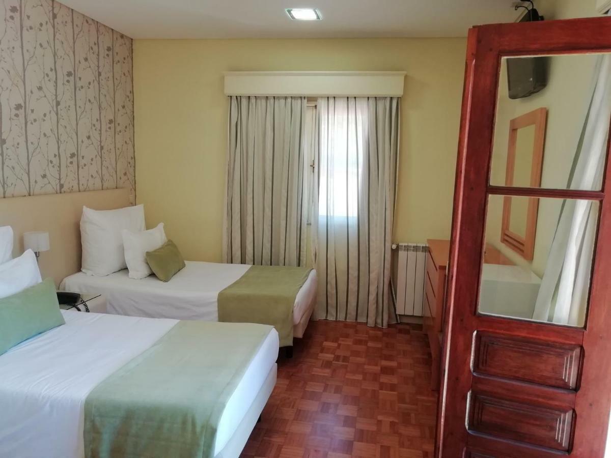 Adelaide Hotel Жереш Екстер'єр фото