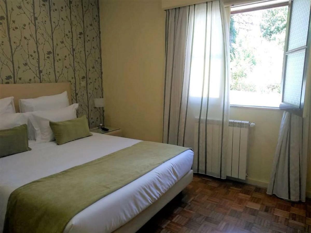 Adelaide Hotel Жереш Екстер'єр фото