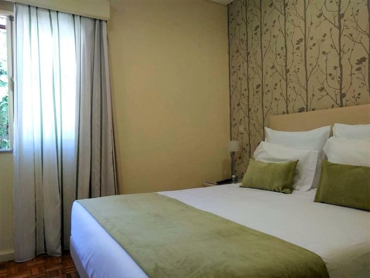 Adelaide Hotel Жереш Екстер'єр фото