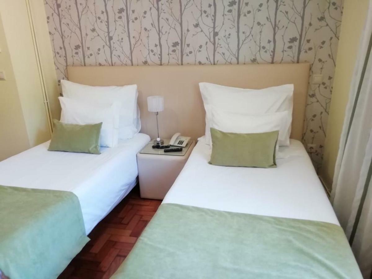 Adelaide Hotel Жереш Екстер'єр фото